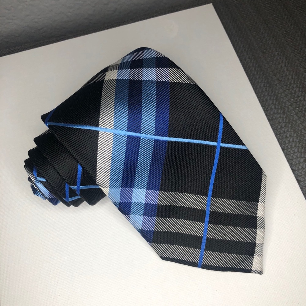 Tie - Picture 5 of 5